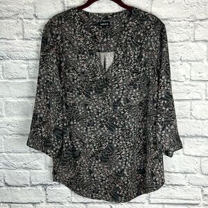 Torrid Top Gray Black Pink Print Popover Blouse 3/4 Roll Tab Sleeves Size 2X
